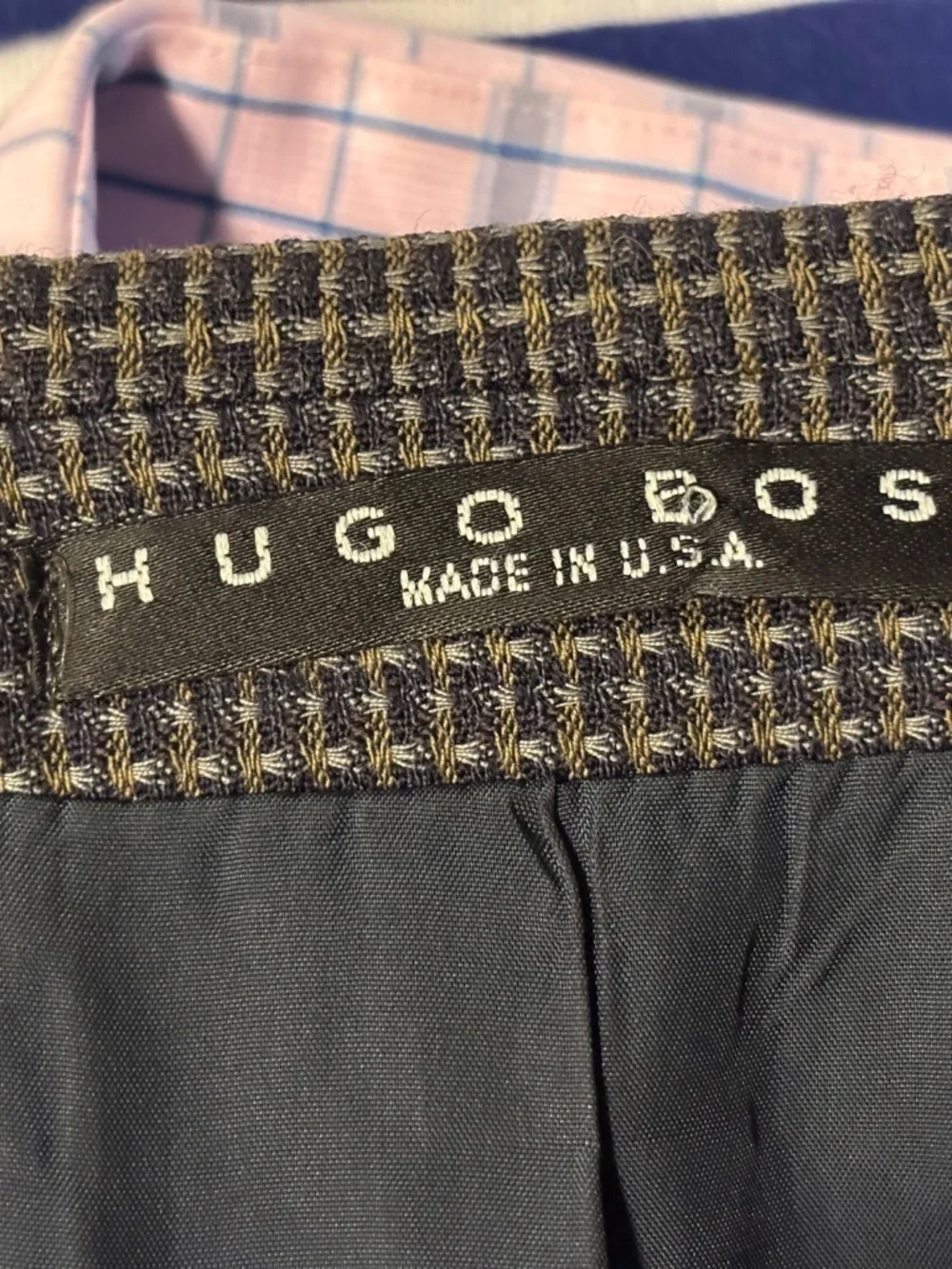 Vintage Hugo Boss Sport Coat Mens 42R 100% Virgin Wool Check Blazer Made Germany